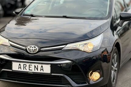 Toyota Avensis 122.990 km 12.999 &euro; Nürnberg 90431