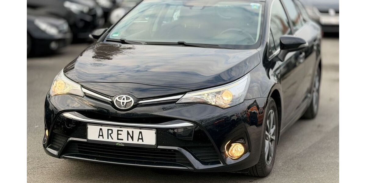 Toyota Avensis 122.990 km 12.999 &euro; Nürnberg 90431