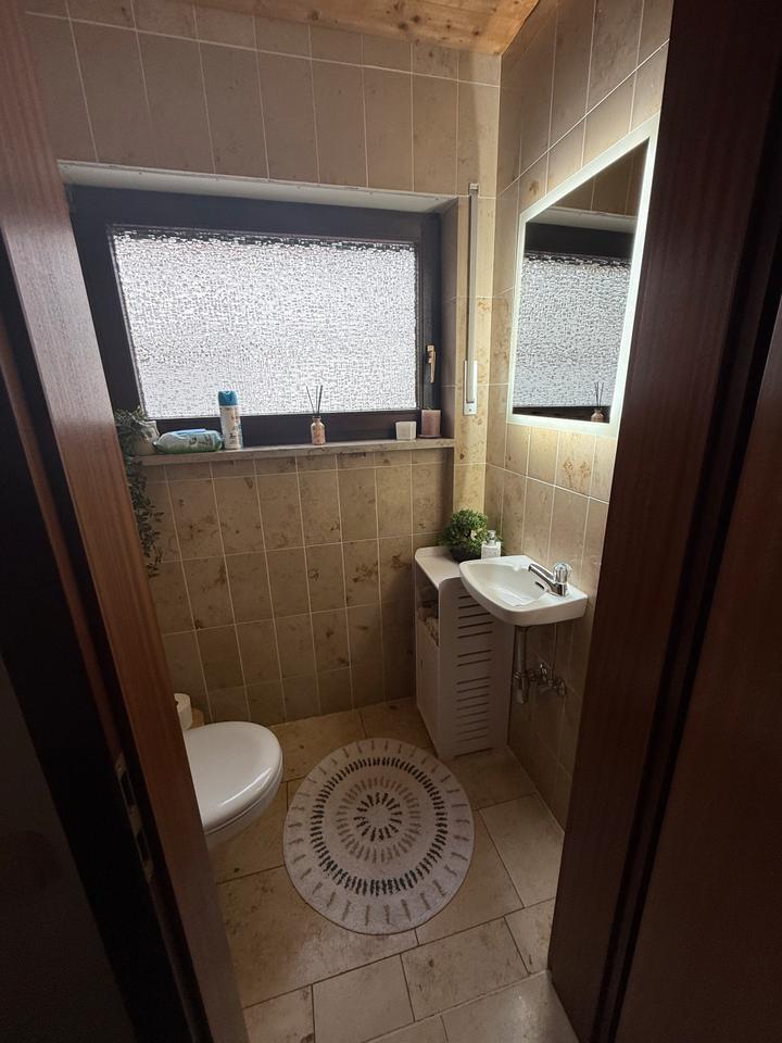 Traumhafte Doppelhaushälfte mit Garten in 91227 Leinburg zimmer
