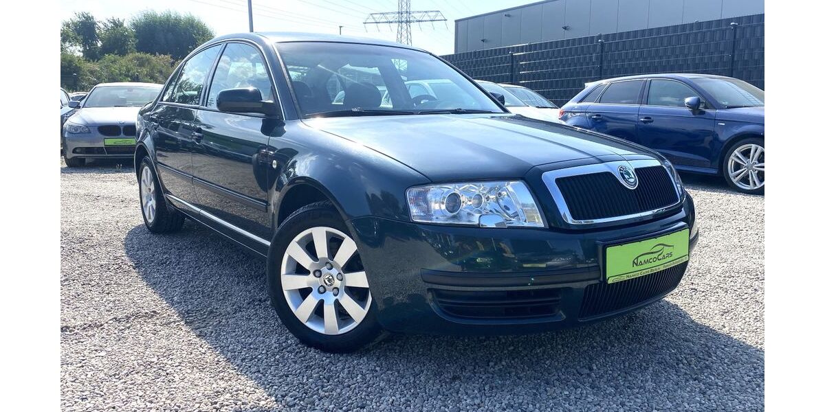 Skoda Superb 140.750 km 4.990 &euro; Berlin 13089
