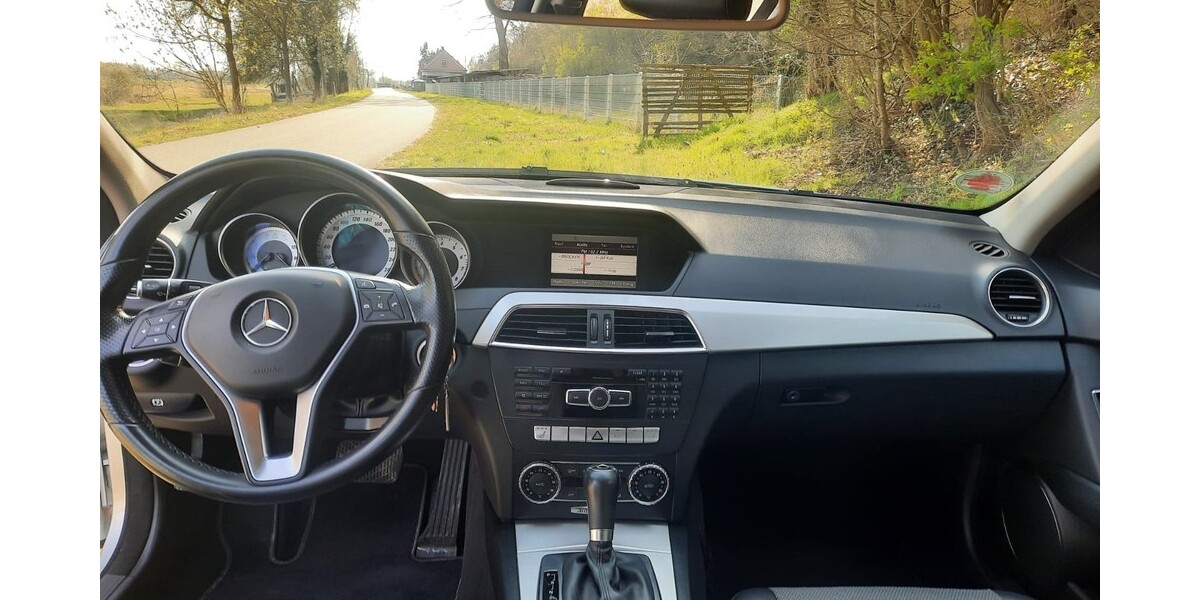 Mercedes-Benz C 180 T 222.000 km 9.000 &euro; Havelberg 39539