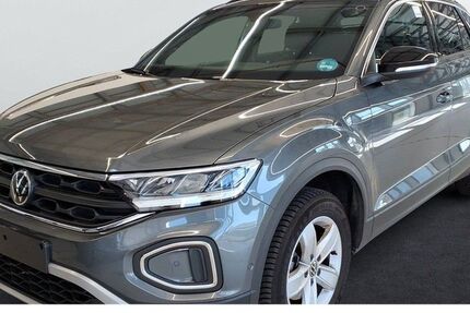 VW T-Roc 26.168 km 25.980 € Neuwied 56564