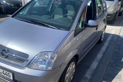 Opel Meriva 81.000 km 2.490 &euro; Fürth 90763
