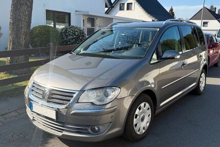 VW Touran 160.000 km 6.900 &euro; Ratingen 40883