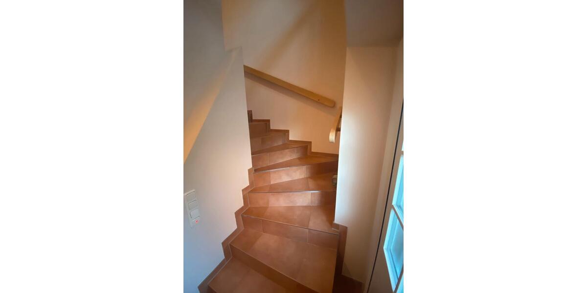 Einfamilienhaus Buxtehude - 7 Zimmer, 180 m&sup2;, 720.000&euro; | Angebot:26840502