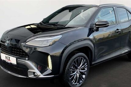 Toyota Yaris Cross 27.300 km 24.990 &euro; Petersberg 36100