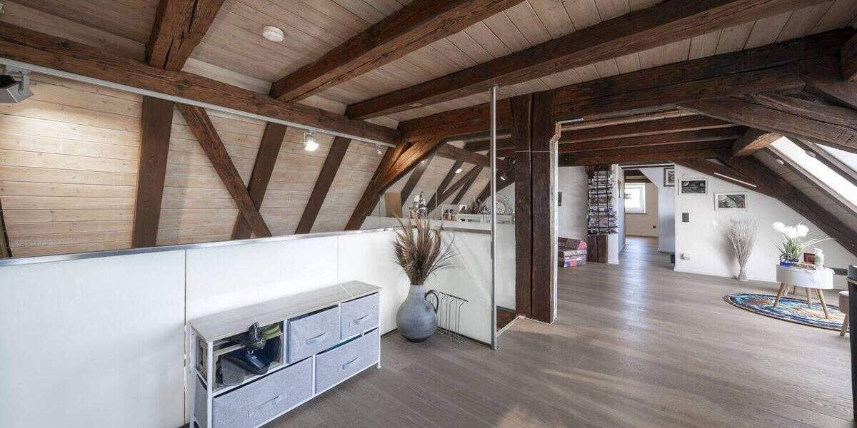 Etagenwohnung Engen - 5 Zimmer, 180 m&sup2;, 470.000&euro; | Angebot:26731043