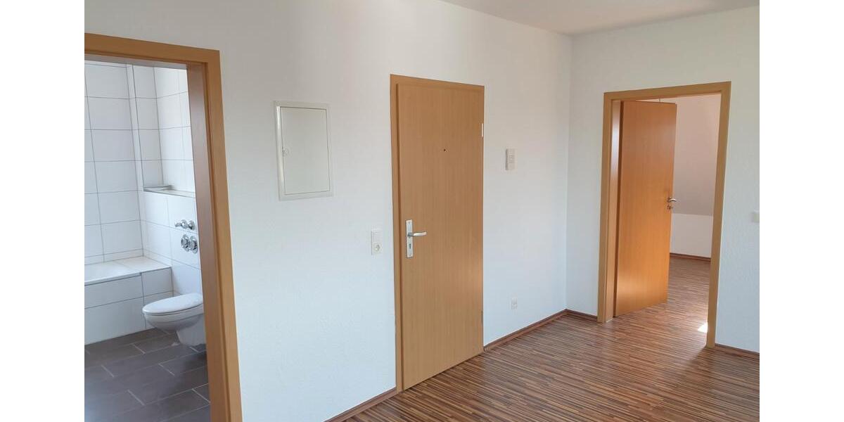 Dachgeschoßwohnung Worms Vororte Südwest - 2 Zimmer, 60 m&sup2;, 700&euro; | Angebot:26367775