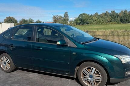 Ford Focus 127.000 km 2.600 &euro; Mölschow 17449