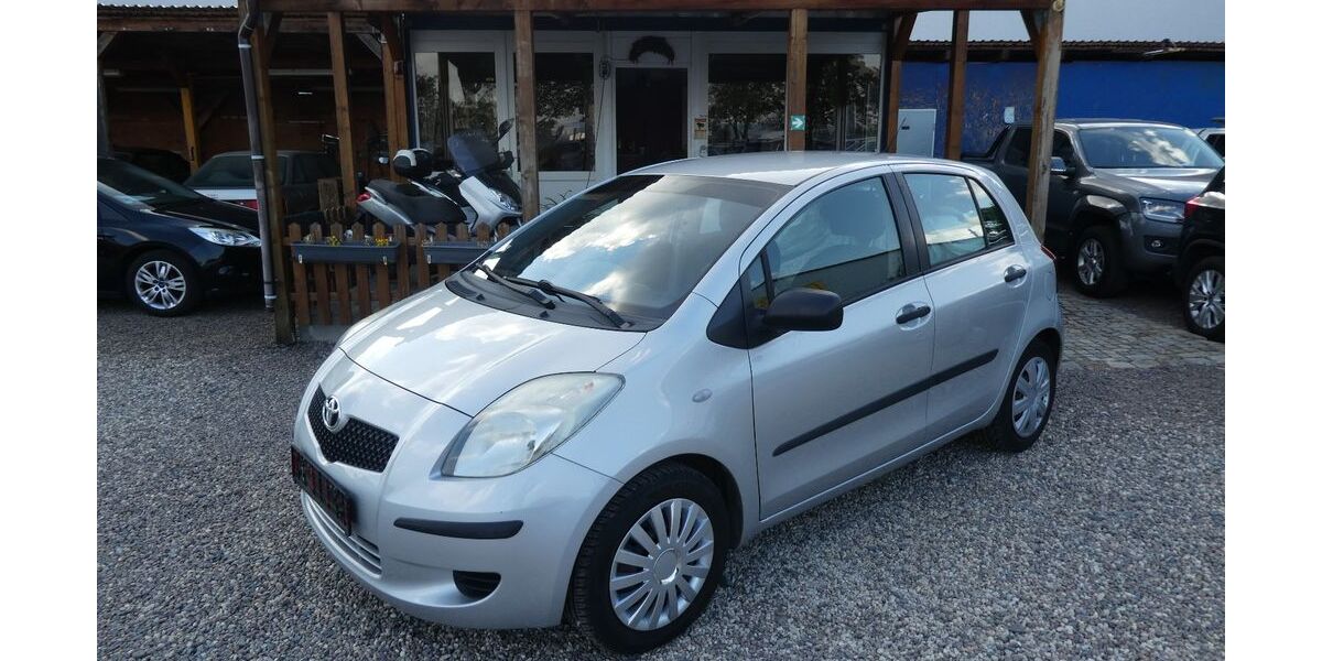 Toyota Yaris 128.545 km 3.450 &euro; Dresden 01219