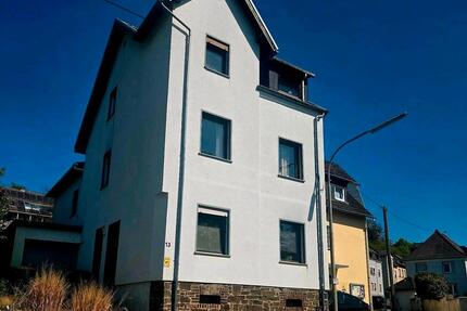 Haus Bendorf - 9 Zimmer, 192 m&sup2;, 370.000&euro; | Angebot:26284869