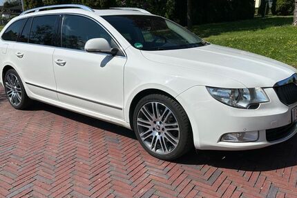 Skoda Superb 277.100 km 6.300 &euro; Laubach 35321