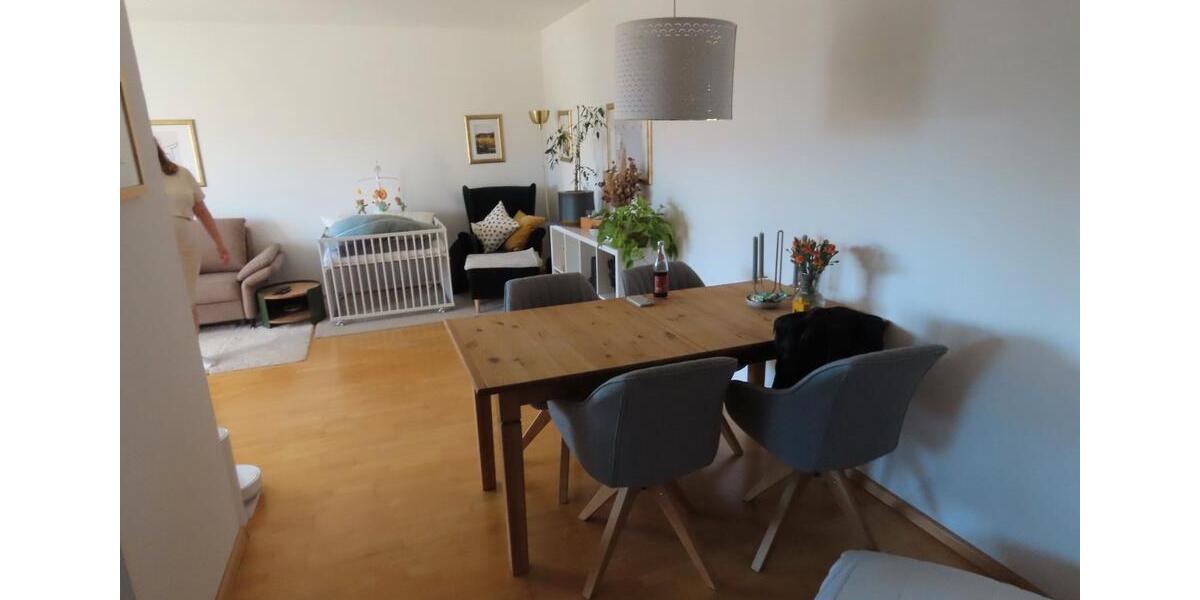 Etagenwohnung Marktredwitz - 3 Zimmer, 80 m&sup2;, 660&euro; | Angebot:26423273