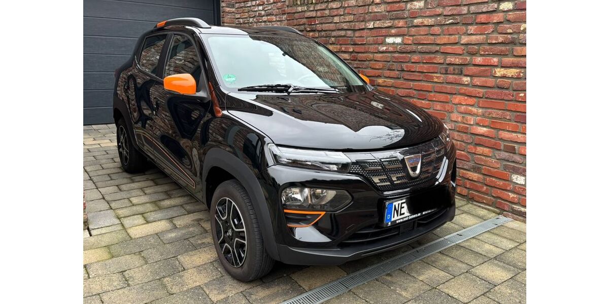 Dacia Spring 37.000 km 10.900 &euro; Neuss 41470