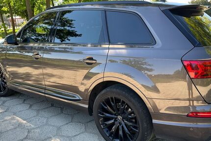 Audi Q7 320.000 km 17.399 &euro; Zittau 02763