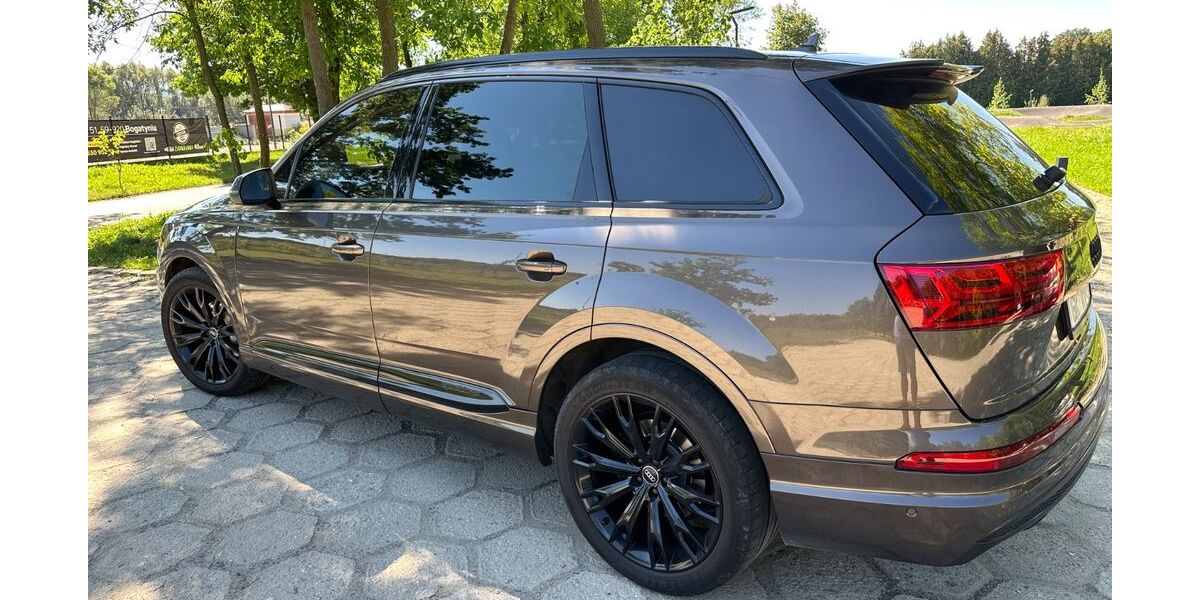 Audi Q7 320.000 km 17.399 &euro; Zittau 02763
