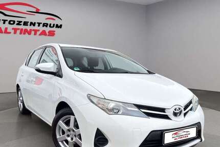 Toyota Auris 97.000 km 8.800 &euro; Holzgerlingen 71088
