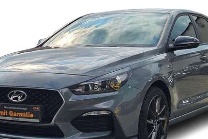 Hyundai i30 38.321 km 16.280 € Duisburg 47249