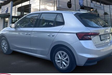 Skoda Fabia 7.600 km 17.990 &euro; Brilon 59929
