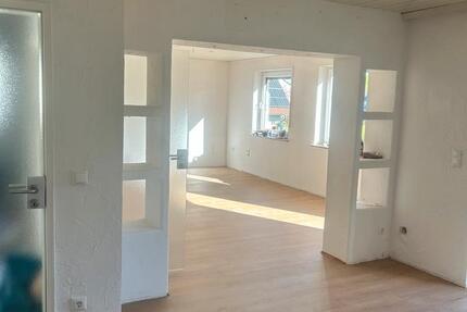 Wohnung Weidenberg - 3 Zimmer, 120 m&sup2;, 1.200&euro; | Angebot:26403631