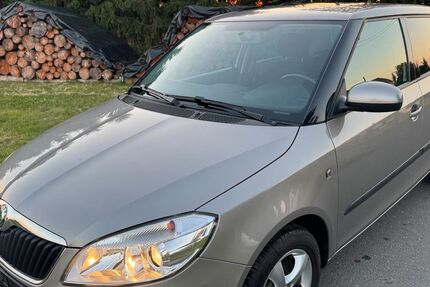 Skoda Fabia 74.710 km 7.499 &euro; Mittweida 09648