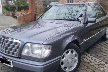 Mercedes 220