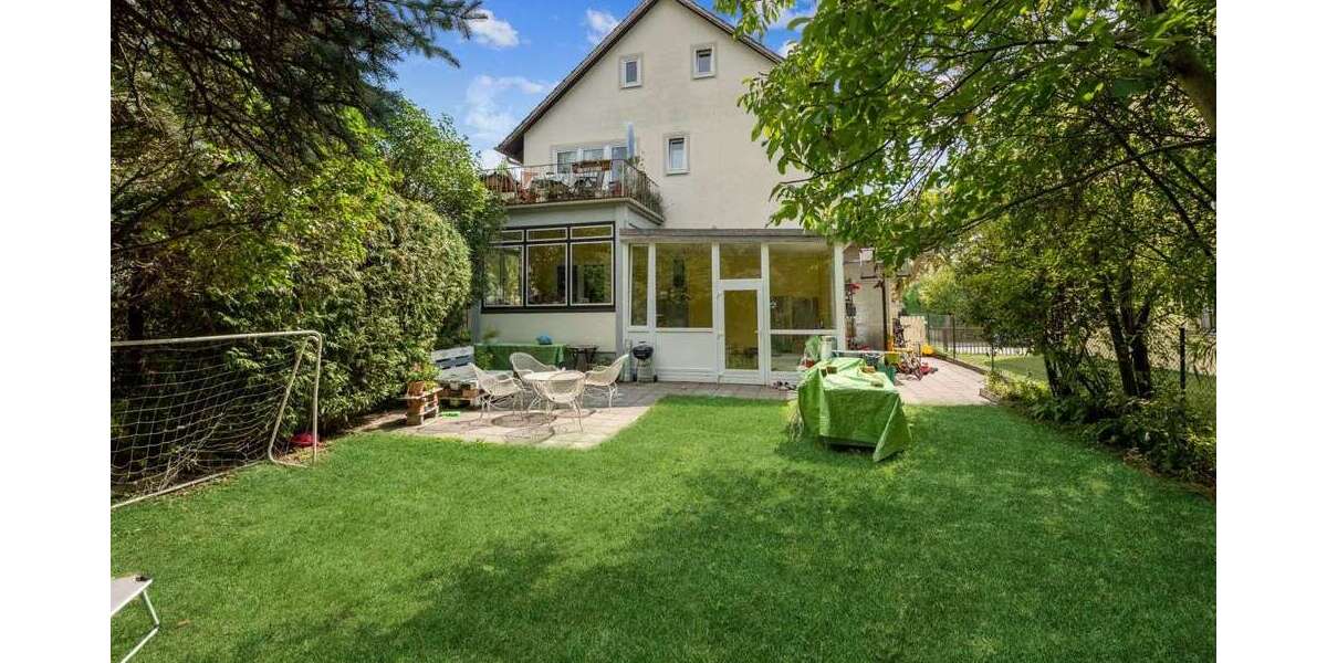 Haus zum Kaufen in München 1.250.000 € 200.72 m² 6 zimmer