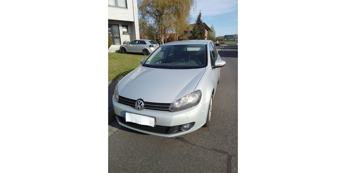VW Golf 181.000 km 3.500 &euro; Hückelhoven 41836