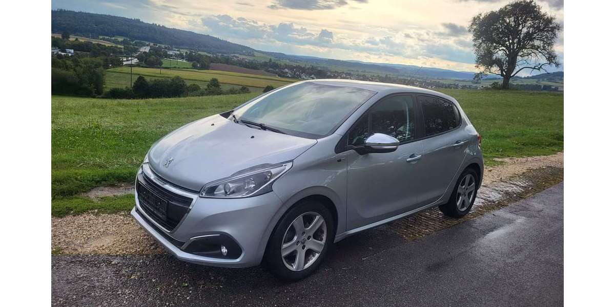 Peugeot 208 100.000 km 7.999 &euro; Hilzingen 78247