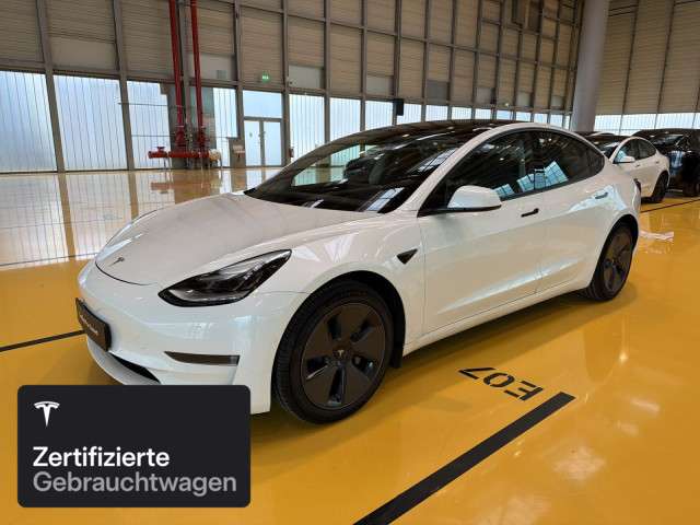 Tesla Model 3 57.328 km 27.300 &euro; Hanau 63457