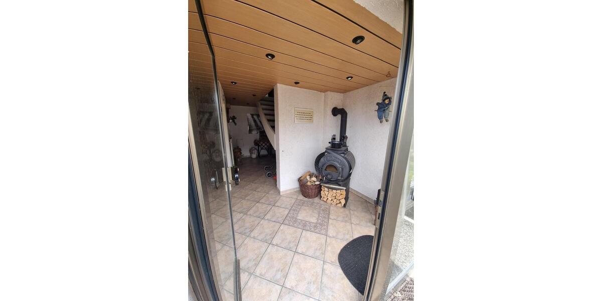 Einfamilienhaus Bad Münder am Deister - 8 Zimmer, 336 m&sup2;, 1.450&euro; | Angebot:24878302