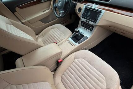 VW Passat 13.000 km 6.000 &euro; Büdingen Vonhausen 63654