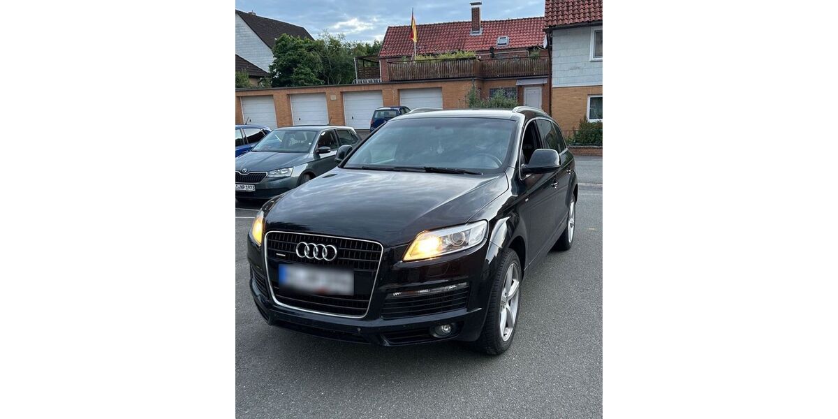 Audi Q7 310.000 km 8.500 &euro; Freden 31084