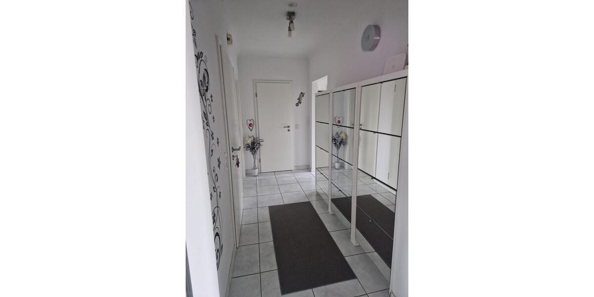 Doppelhaushälfte Saarbrücken Bischmisheim - 8 Zimmer, 220 m&sup2;, 360.000&euro; | Angebot:27023553