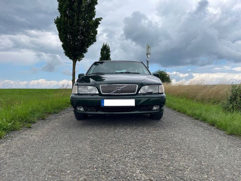 V70