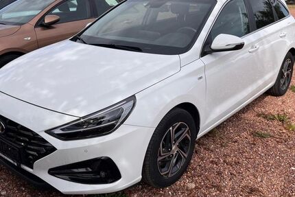 Hyundai i30 19.200 km 18.999 € Oberlungwitz 09353