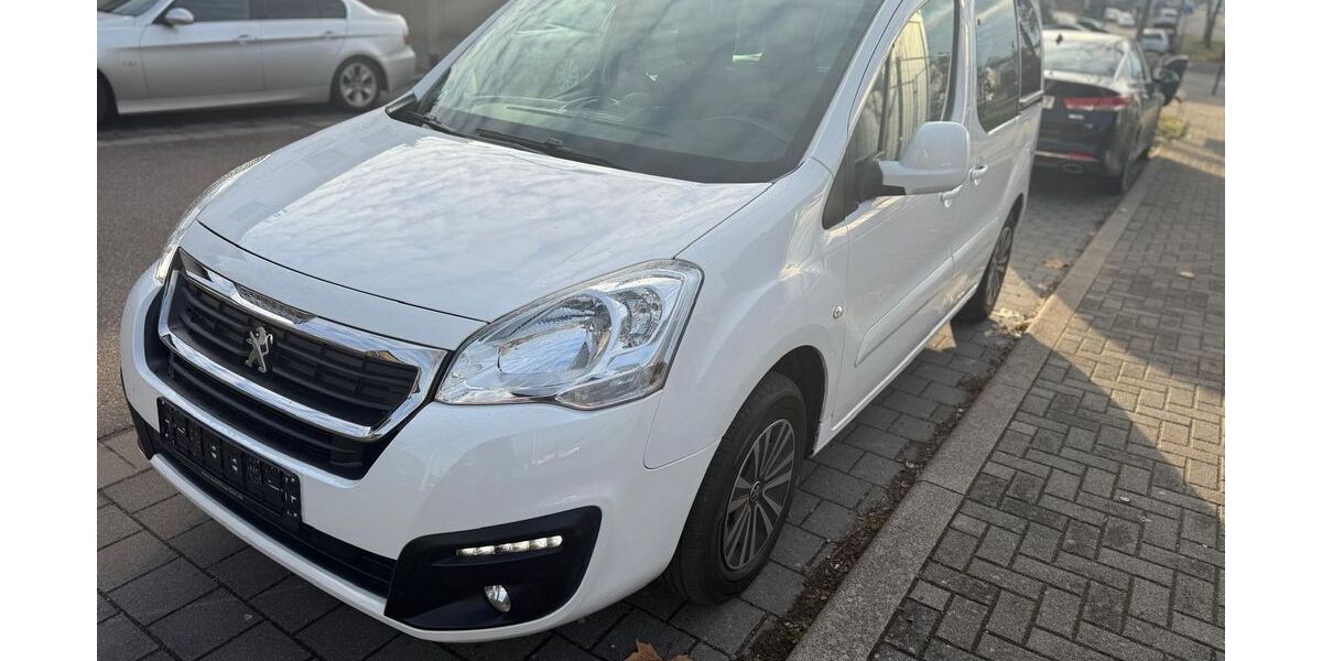 Peugeot Partner 81.744 km 10.390 &euro; Saarbrücken Dudweiler 66125