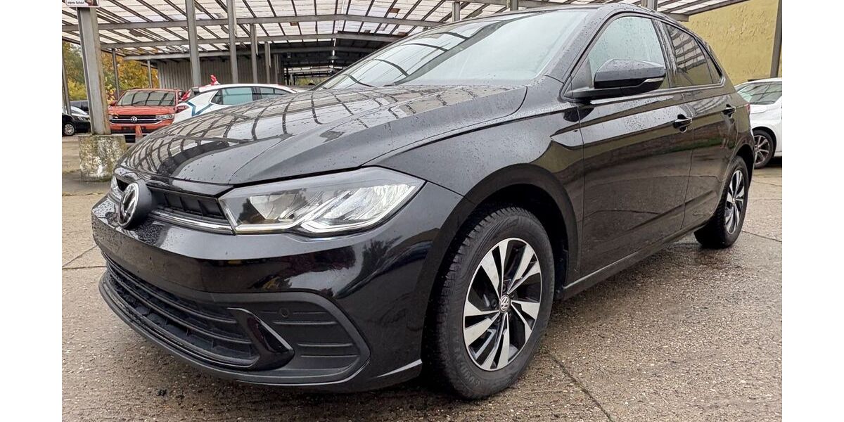 VW Polo 34.000 km 16.999 &euro; Berlin 12099