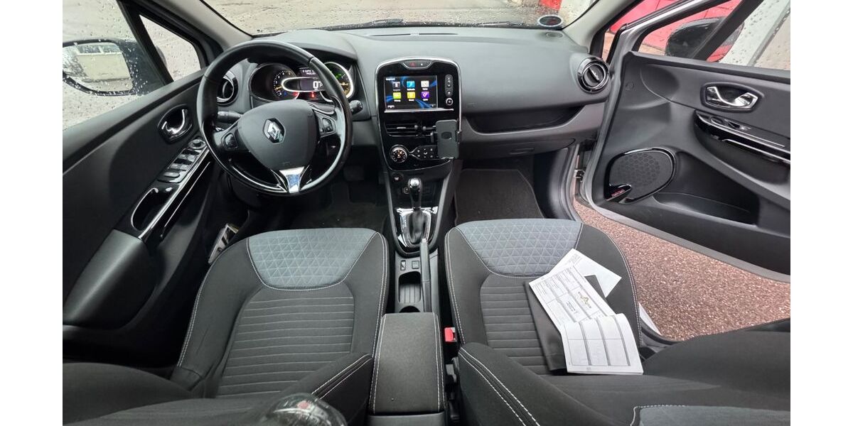 Renault Clio 96.600 km 8.650 &euro; Offenburg 77654