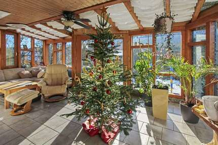 Haus zum Kaufen in Uhingen 320.000 € 147 m² 6.5 zimmer