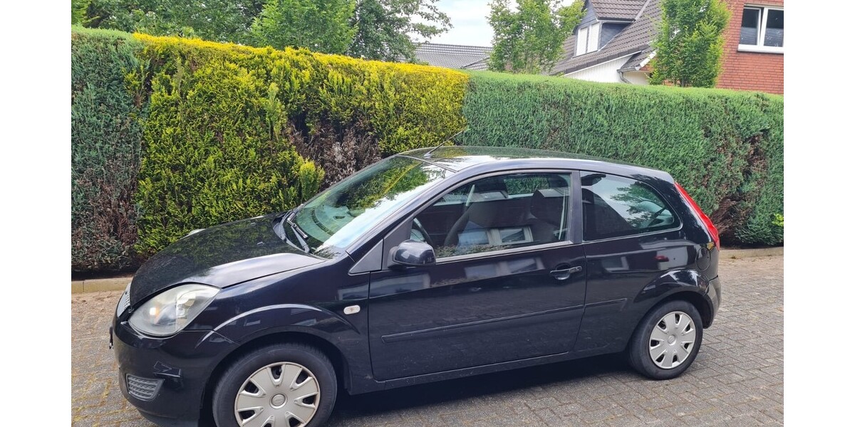 Ford Fiesta 198.000 km 1.100 € Hasbergen 49205