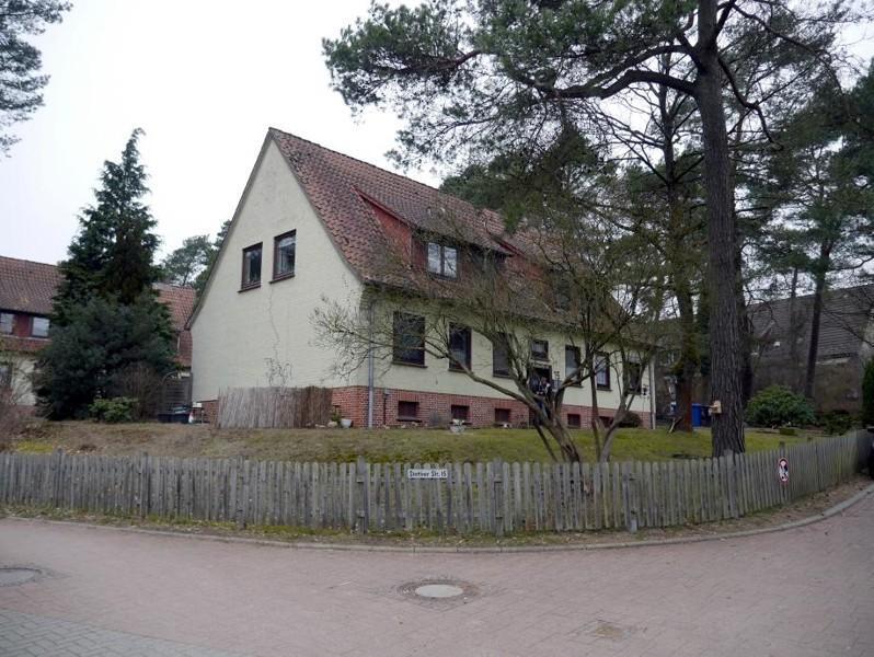 Singles aufgepasst: Umgeben von Grünflächen wartet diese gemütliche 2-Zimmer-Wohnung auf Sie zimmer