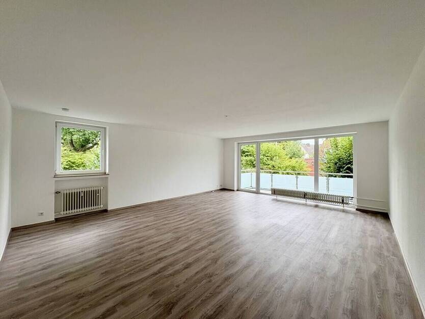 Lichtdurchflutete 2-Zimmer-Wohnung mit Balkon im Herzen von Büderich