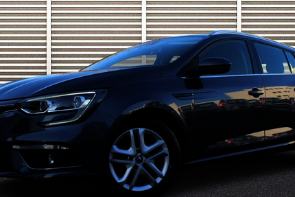 Renault Megane 167.841 km 8.199 &euro; Frankfurt am Main 60386