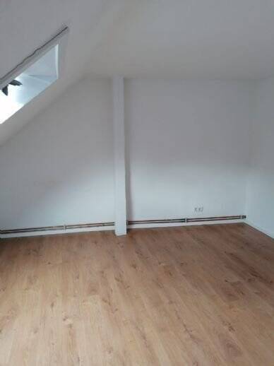 **4-Zimmer Dachgeschoss Wohnung im Zentrum mit großer Dachterrasse**