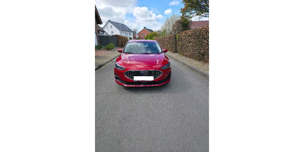 Ford Focus 10.500 km 22.900 &euro; Metelen 48629
