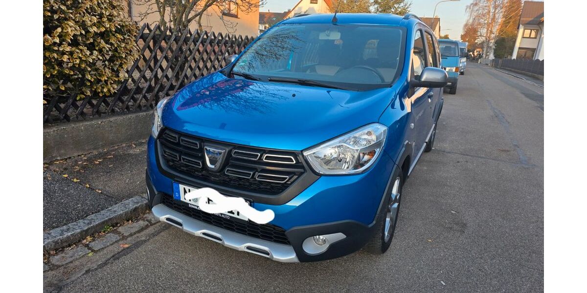 Dacia Lodgy 25.589 km 16.500 &euro; Nürnberg 90455
