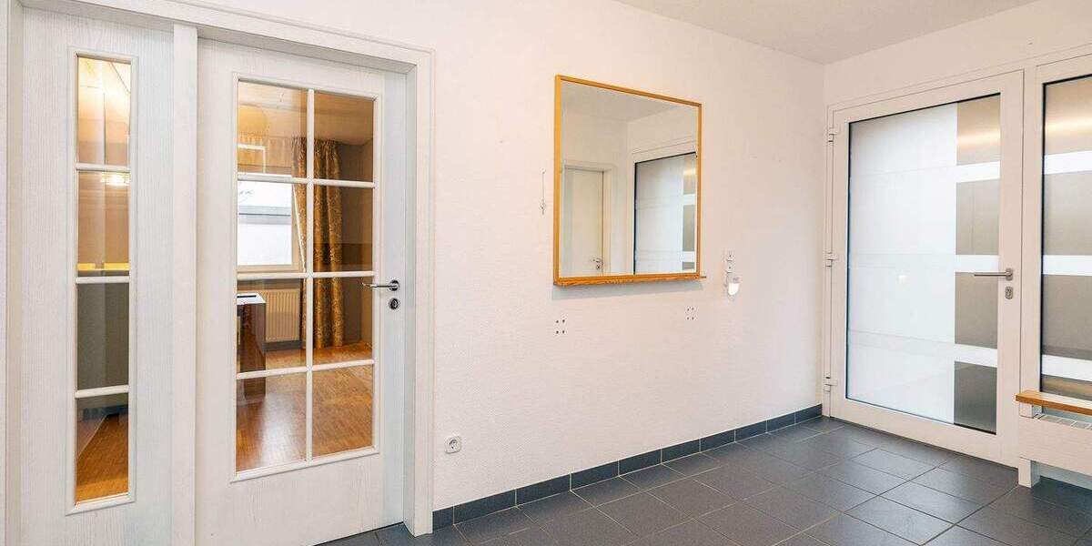 Großzügig, ruhig & voller Möglichkeiten - Ihr gepflegter Bungalow in Schloß Holte-Stukenbrock 4 zimmer