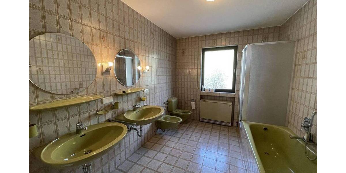 Mehrfamilienhaus, Wohnhaus Föhren - 6 Zimmer, 185 m&sup2;, 439.000&euro; | Angebot:25997883