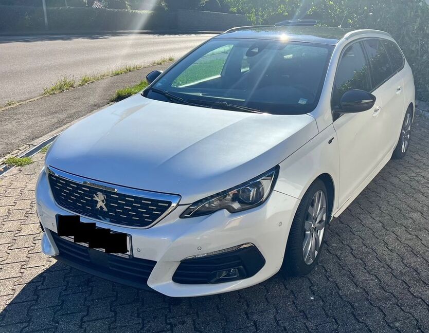 Peugeot 308 89.400 km 15.490 € Weissach im Tal 71554